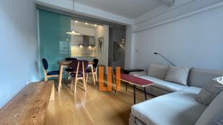 Location Appartement  Rua enrique dequidt hevia. Muy luminoso con orientación sue, excelente ubicación