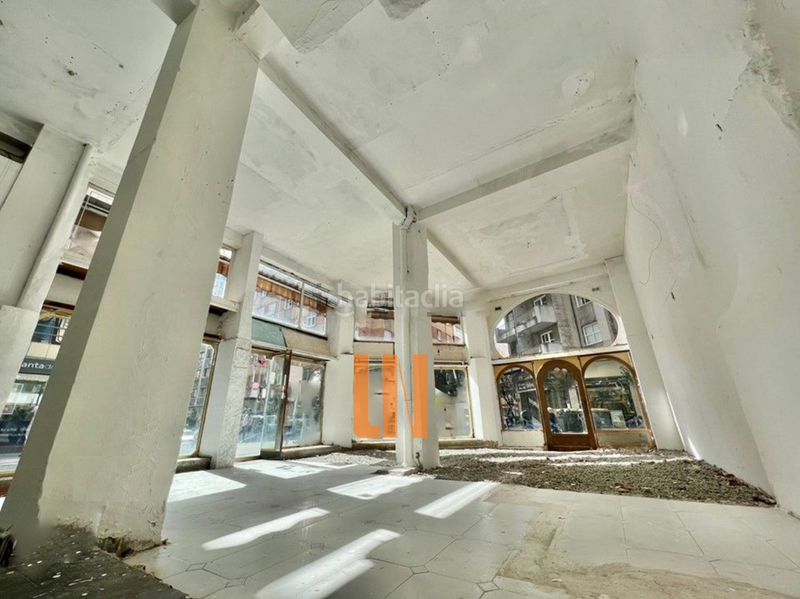 Foto fc6f0bbc-c71e-41ed-a3a4-c5fdde4d5d3b. Rent business premise in rúa pascual veiga 41 in Agra del Orzán - Ventorrillo Coruña (A)