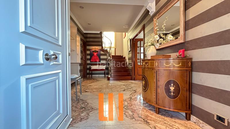 Foto 37609ac0-37c1-4ac9-93da-4e1a82b82a20. Xalet amb xemeneia calefacció aparcament piscina a Oleiros