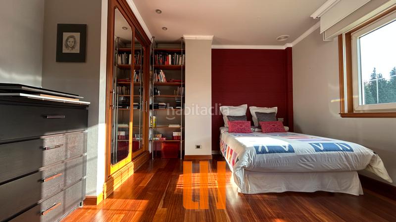 Foto b18825ce-2e24-428a-a511-efbf24a6b3e8. Xalet amb xemeneia calefacció aparcament piscina a Oleiros