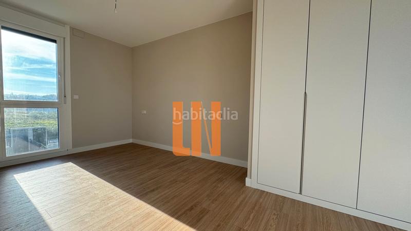 Foto acee79e6-3633-414e-8cd5-0eca454acb6b. Casa aparellada amb xemeneia calefacció aparcament a Oleiros