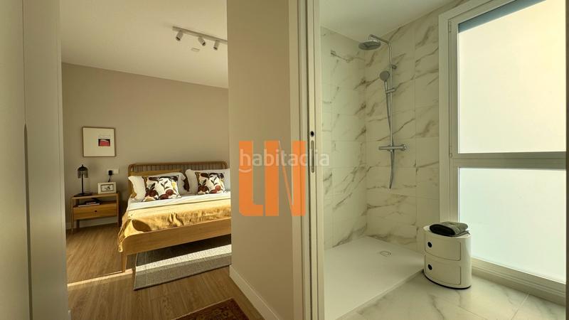 Foto b663ff35-dbad-4429-aed6-cd506475cd05. Casa aparellada amb xemeneia calefacció aparcament a Oleiros