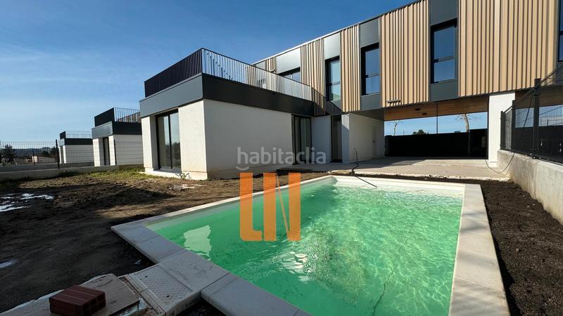 Foto 56c86c45-d279-4af4-9394-e2038902849a. Casa bifamiliare con riscaldamento parcheggio in Dorneda Oleiros