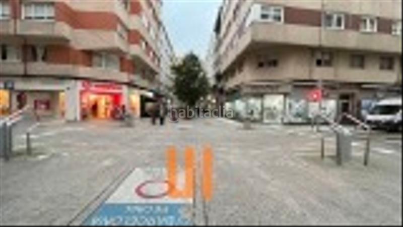 Foto ee6ca02d-6b1a-478f-a844-abb45d2871a2. Miete geschäftsraum in rúa barcelona 49 in Agra del Orzán - Ventorrillo Coruña (A)