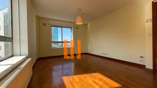 Appartement à Rúa irmáns suárez ferrín 4. Piso de 2 dormitorios en a corveira