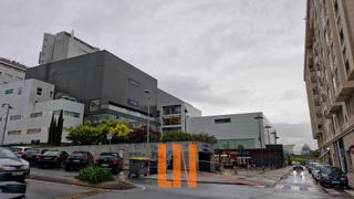 Aparcament cotxe  Rua enrique mariñas romero. Plaza en concesión, amplia, fácil aparcamiento y acceso.