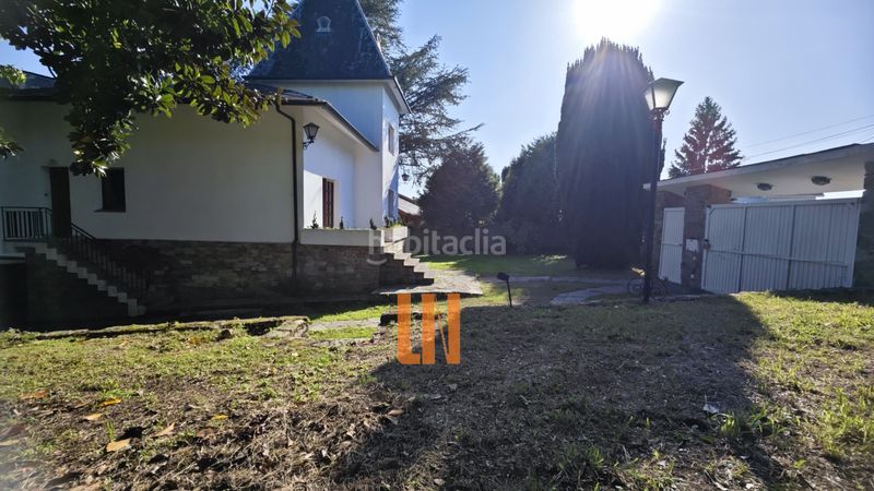 Foto 68174a40-164c-463d-873b-ca9ce3287831. Chalet mit heizung parking in Oleiros pueblo Oleiros