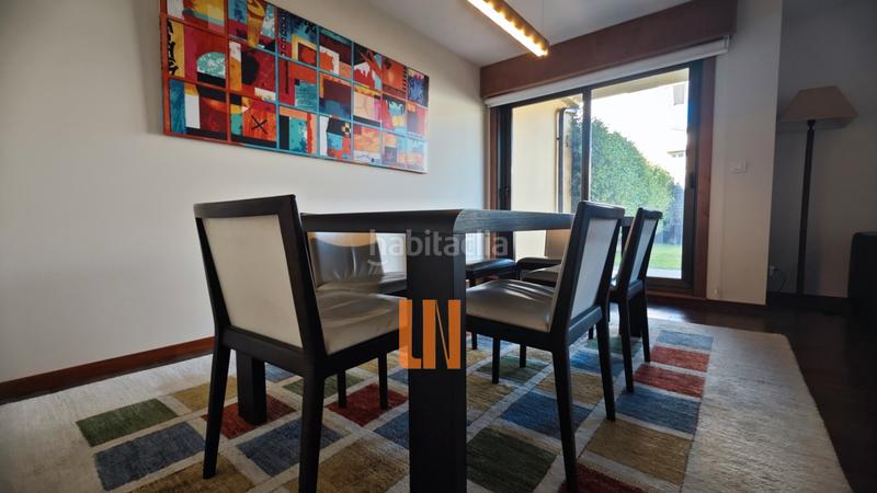 Foto d9e9edd3-9a55-4385-91b1-d7ad23b3a7fa. Casa pareada en rúa gaza 26 excelente chalet pareado en esquina, ubicado en punta canide, a escasos metros de la playa de mera. en Oleiros