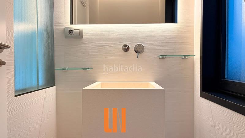 Foto e0aed247-6708-423a-b895-e2c9cdf217a2. Appartement avec chauffage dans Ensanche Coruña (A)