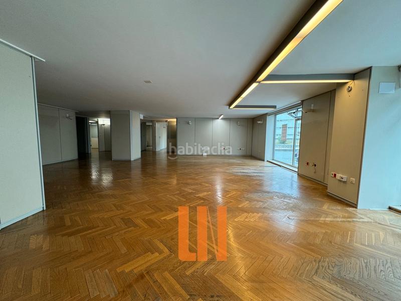 Foto 8eee5538-8148-44ac-8406-d4e4df7b0370. Rent business premise in Someso - Matogrande Coruña (A)