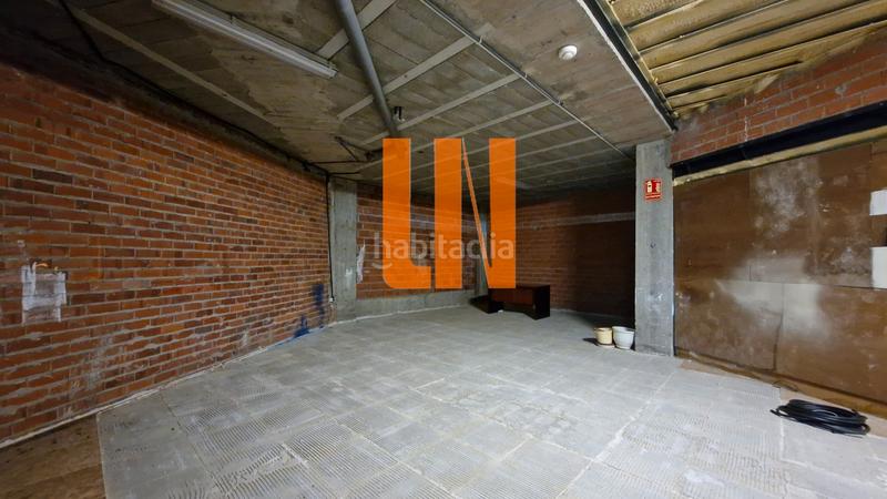 Foto 3860f521-e23c-4899-ac18-11d1185a70a7. Local comercial local en pb + oficina en 1ª planta, total 200m² en Coruña (A)