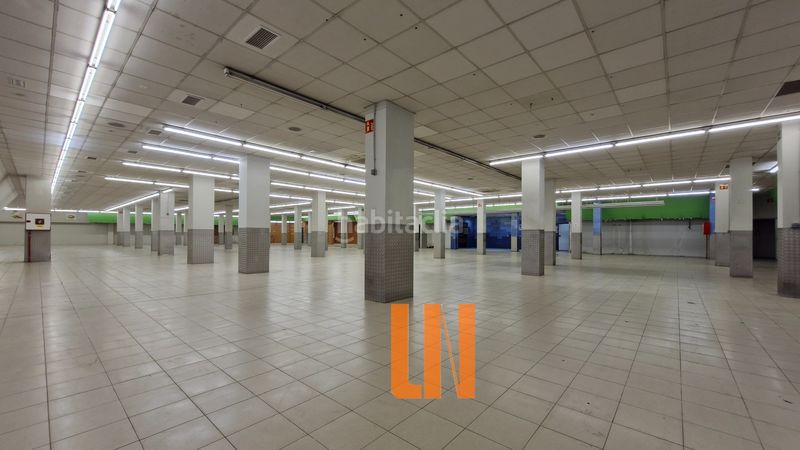 Foto 5c557cb1-7838-4895-bf86-a3d80b561527. Alquiler local comercial amplísimo local de 2.000m² y 2.000m² de aparcamiento. en Coruña (A)