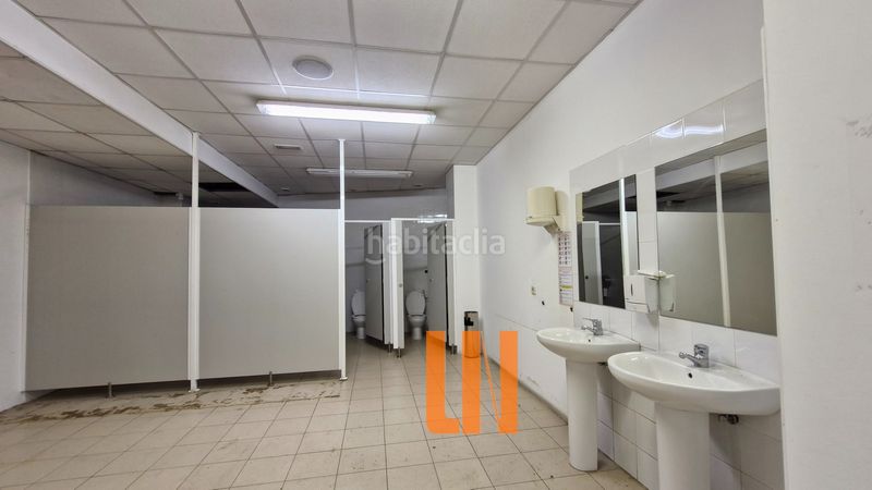 Foto 8abed99b-e57b-4085-a0ef-e83d669c7529. Alquiler local comercial amplísimo local de 2.000m² y 2.000m² de aparcamiento. en Coruña (A)