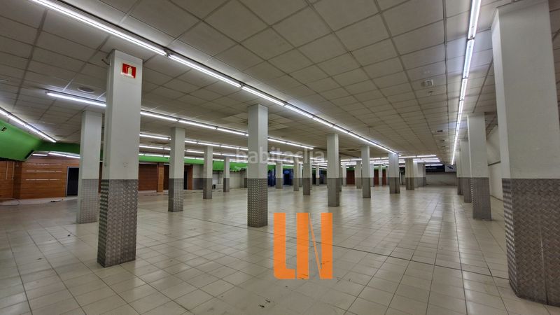 Foto d3a3487b-4d9e-47c4-830e-45d3bf26b013. Alquiler local comercial amplísimo local de 2.000m² y 2.000m² de aparcamiento. en Coruña (A)