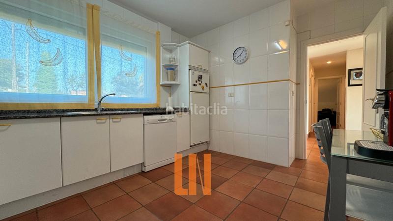 Foto e2c7a739-1d10-4afa-8674-b3ad2ec07f76. Casa  independiente , a escasos km del centro de sada. en Bergondo