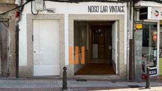 Local Comercial a Rúa panaderas 39. Local comercial con excelente visibilidad, ubicado en la calle p