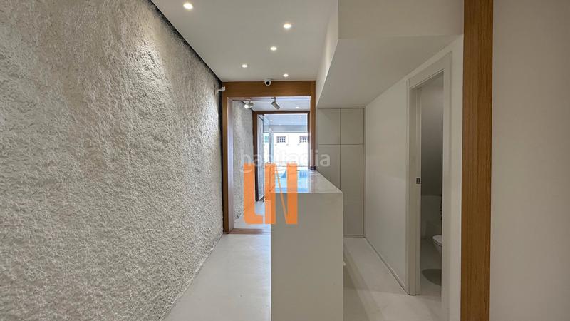 Foto 5cdb86e7-3b9b-4440-ad6b-4017196c166c. Local comercial a rúa panaderas 39 a Monte Alto - Zalaeta - Atocha Coruña (A)