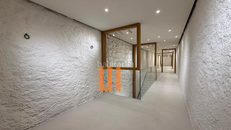 Foto 76b93d8c-3614-4031-8ccf-6431c9f4314c. Local comercial a rúa panaderas 39 a Monte Alto - Zalaeta - Atocha Coruña (A)