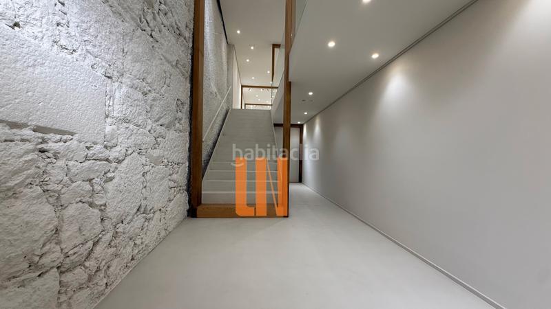 Foto 908f65d6-ffa0-4169-9121-c0fa2cfa4baf. Local comercial a rúa panaderas 39 a Monte Alto - Zalaeta - Atocha Coruña (A)