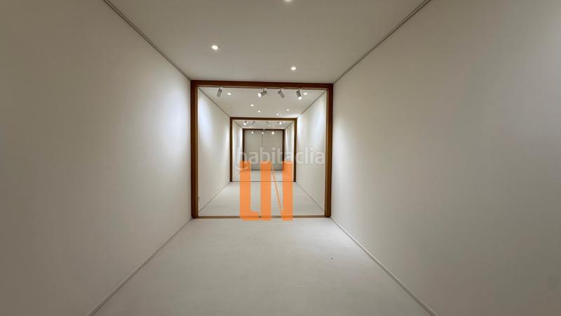 Foto fd60fe56-8848-4ada-84ea-aa800bb5e1c9. Local comercial a rúa panaderas 39 a Monte Alto - Zalaeta - Atocha Coruña (A)