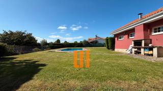 Xalet  Aldea pazos. Chalet independiente con piscina y zonas verdes