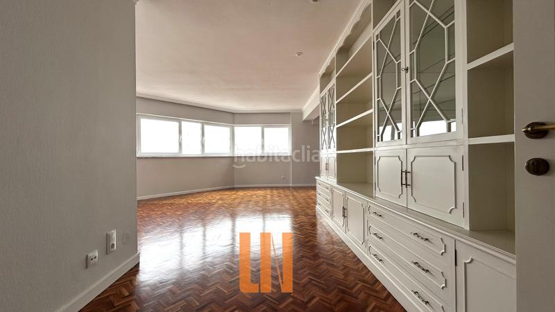 Foto 33cad291-ef2f-427e-b8bd-0598c1ecbeea. Alquiler piso en rúa sinfónica de galicia 5 130m² útiles, con vistas 3 dormitorios y garaje. en Coruña (A)