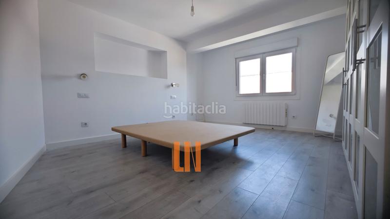 Foto 40b42192-5dd7-470e-aa1e-1dc05a688a49. Piso vivienda totalmente reformada con excelentes vistas al mar y muy soleada. en Oleiros