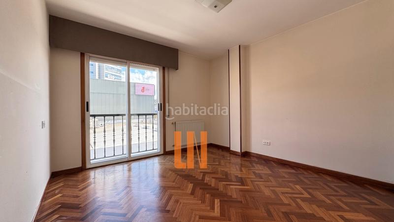 Foto 5e7d2fa9-5800-469d-a781-f18e2cdcdc98. Piso  en esquina en matogrande con plaza de garaje y trastero. en Coruña (A)