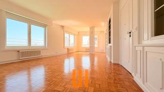 Etagenwohnung  Rúa juan flórez. -exclusiva vivienda con gran terraza en juan flórez. amplia plaz