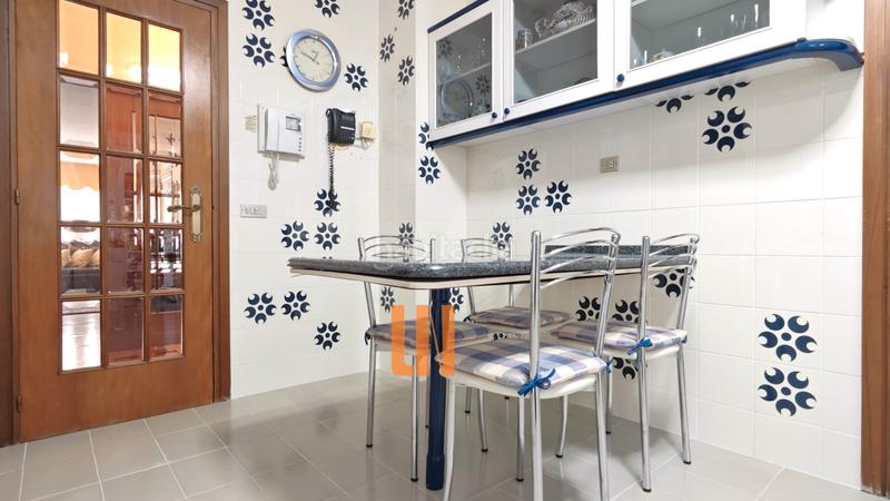 Foto a7b46b8c-a385-4187-9d02-dd88e9126149. Appartement avec chauffage dans Ensanche Coruña (A)