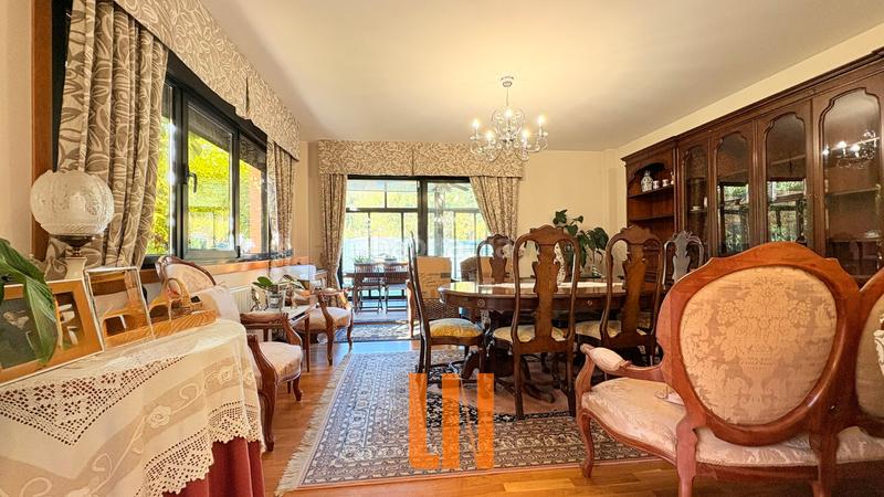 Foto 50f15926-7c2c-4247-bc4a-66a093d015ca. Xalet amb calefacció piscina a Nós Oleiros