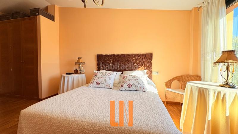 Foto 9d94dc5e-5440-4336-8ca9-027d8a99c5ea. Xalet amb calefacció piscina a Nós Oleiros