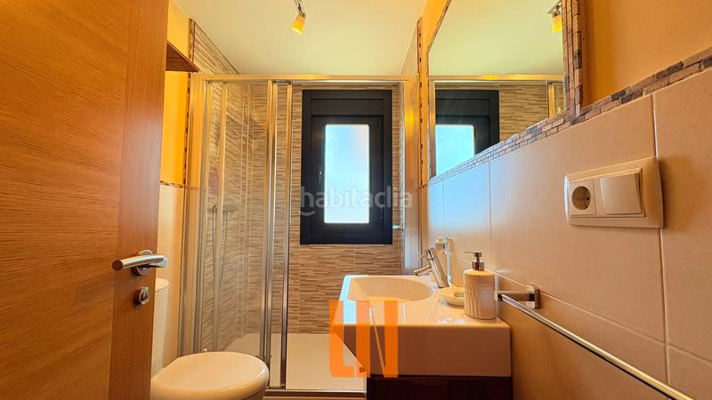 Foto f73fb3e1-62a0-4c25-a369-c4e0ed2c6cbc. Xalet amb calefacció piscina a Nós Oleiros