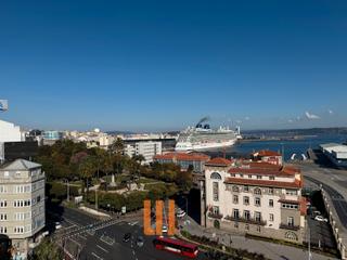 Dúplex  Praza orense. Vivienda completamente reformada con vistas al mar, dos terrazas
