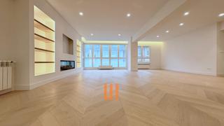 Appartement  Rúa alfredo vicenti. Pieza única con reforma de diseño a estrenar y a escasos metros