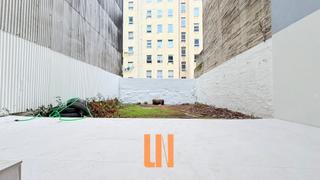 Duplex  Rúa falperra 46. Jardín privado de 96m² en la ciudad.