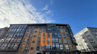 Miete Etagenwohnung  Avenida vilaboa. Piso amueblado con plaza de garaje y trastero.