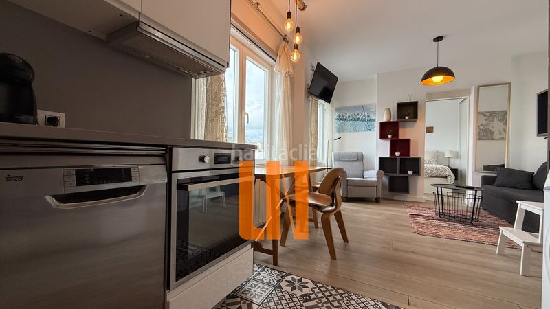 Foto 01dbb3e1-b841-411f-8b39-ed227e1ab2ef. Àtic amb calefacció a Ciudad Vieja Coruña (A)