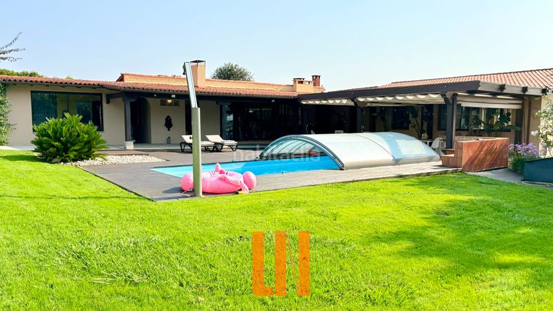 Foto 160dfe17-dc32-49d0-99de-9b2a61031406. Casa amb xemeneia calefacció aparcament piscina a Sada
