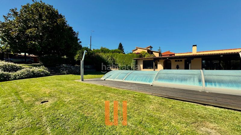 Foto a86dcb87-0f7a-4f83-a518-d2ac1140c8d9. Casa amb xemeneia calefacció aparcament piscina a Sada