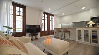 Lloguer Pis  Rúa capitán troncoso. Exclusiva vivienda totalmente exterior situada en un edificio re