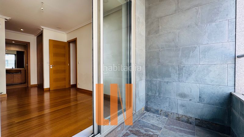 Foto c3e70b98-d004-41af-8158-ffd46c9cf93d. Rent flat with heating parking in Eirís Coruña (A)