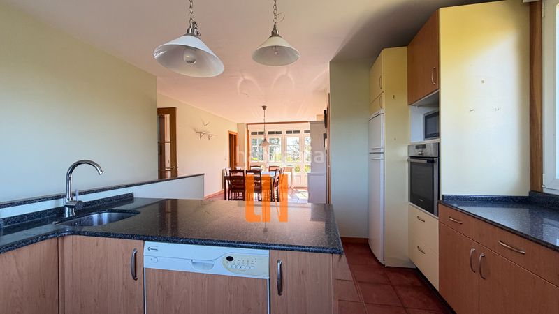 Foto 504d6ab8-0458-4998-ab5c-895c15844c28. Chalet mit heizung pool in Miño