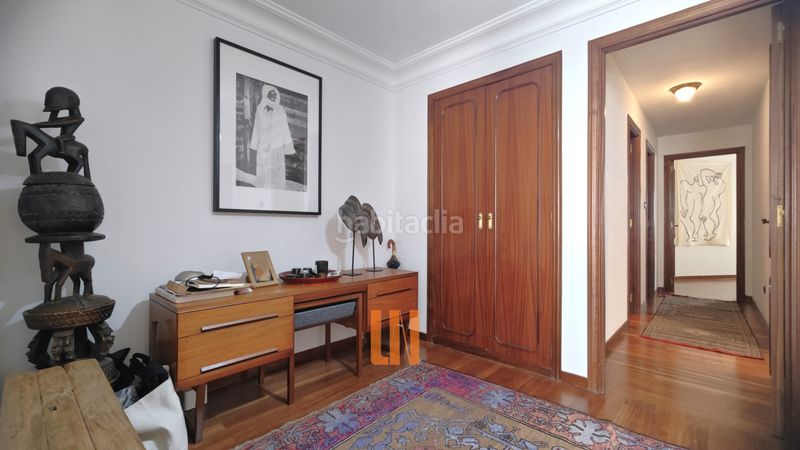 Foto 53a0f94a-e8b7-4de1-8b4f-530a89a04a8e. Pis amb calefacció aparcament a Ensanche Coruña (A)