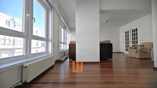 Appartement  Rua fontán. Luminosa vivienda en muy buen estado y con una privilegiada ubic
