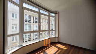 Location Appartement  Rúa beiramar. Vivienda muy soleada ubicada en una  tranquila y bien comunicada