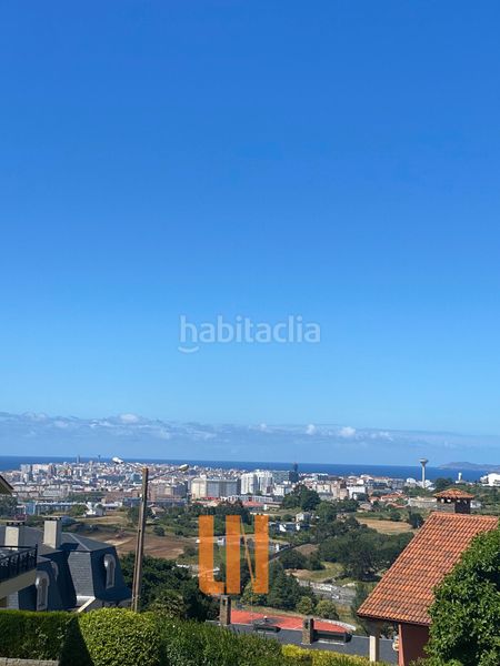 Foto a049a1c2-7a0d-4997-8a3d-1d2fb6289df9. Casa amb calefacció aparcament piscina a Elviña - A Zapateira Coruña (A)