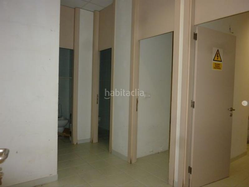 Foto c09afac5-c2e9-4176-8087-e1e9e66a4234. Location local commercial dans Falperra - Santa Lucía Coruña (A)