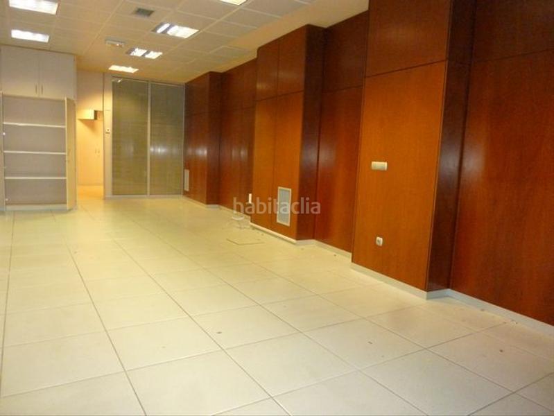 Foto 372e5600-6de8-4f77-bb56-6b5fb53cc540. Rent business premise in Falperra - Santa Lucía Coruña (A)