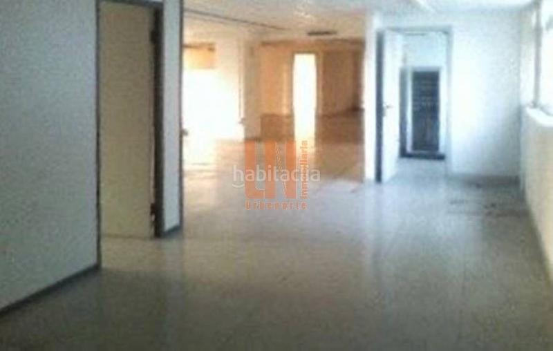 Foto 0493084f-1b9e-413b-ad02-cd7f53cc2b87. Location bureau avec parking dans Someso - Matogrande Coruña (A)